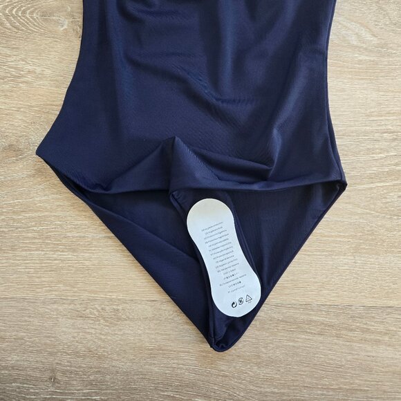 COS Halterneck Bandeau Swimsuit Size 4 + Removable Straps MSRP $79 New With Tags - Picture 10 of 15